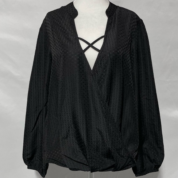 New Band Of The Free Crossover V-Neck Long Sleeve Top Hallie Black Size Medium - Picture 5 of 16